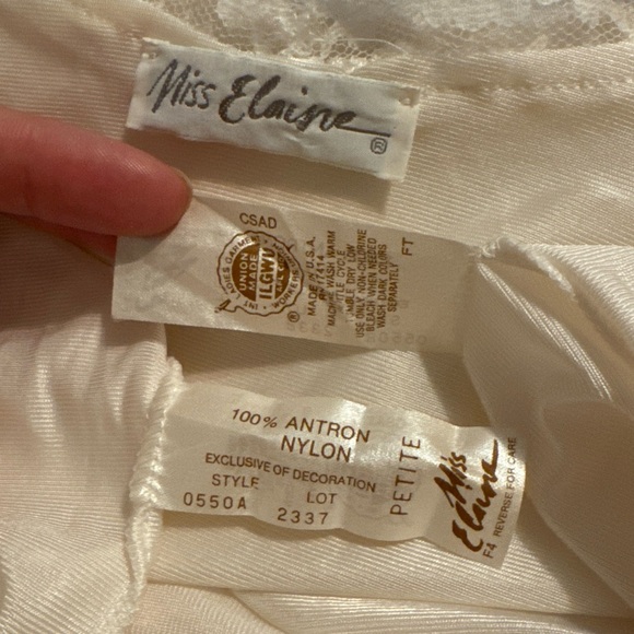 Petite Miss Elaine Vintage Bridal Lace Edged Robe And Slip Peignoir Set - Picture 15 of 15